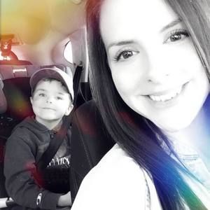 Meet your Posher, Karine